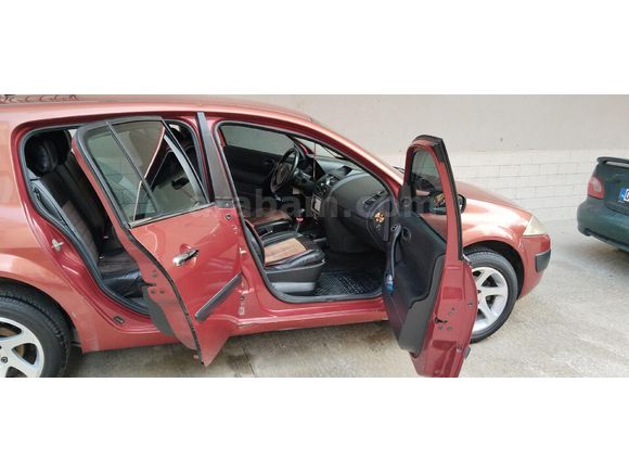 Sahibinden Renault Megane 1.4 Authentique 2005 Model