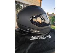 LS2 RAPİD2  MAT SİYAH VİZÖRLÜ KAPALI KASK