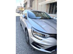 Sahibinden Megane 1.3 TCe Icon FULL EKSTRALI AdaptifHızSabitleme+18Jant+Isıtma+TeslaHayaletEkran  10ooo km 