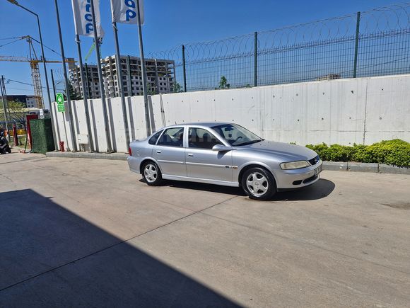 Sahibinden Opel Vectra 1.6 GL 2000 Model