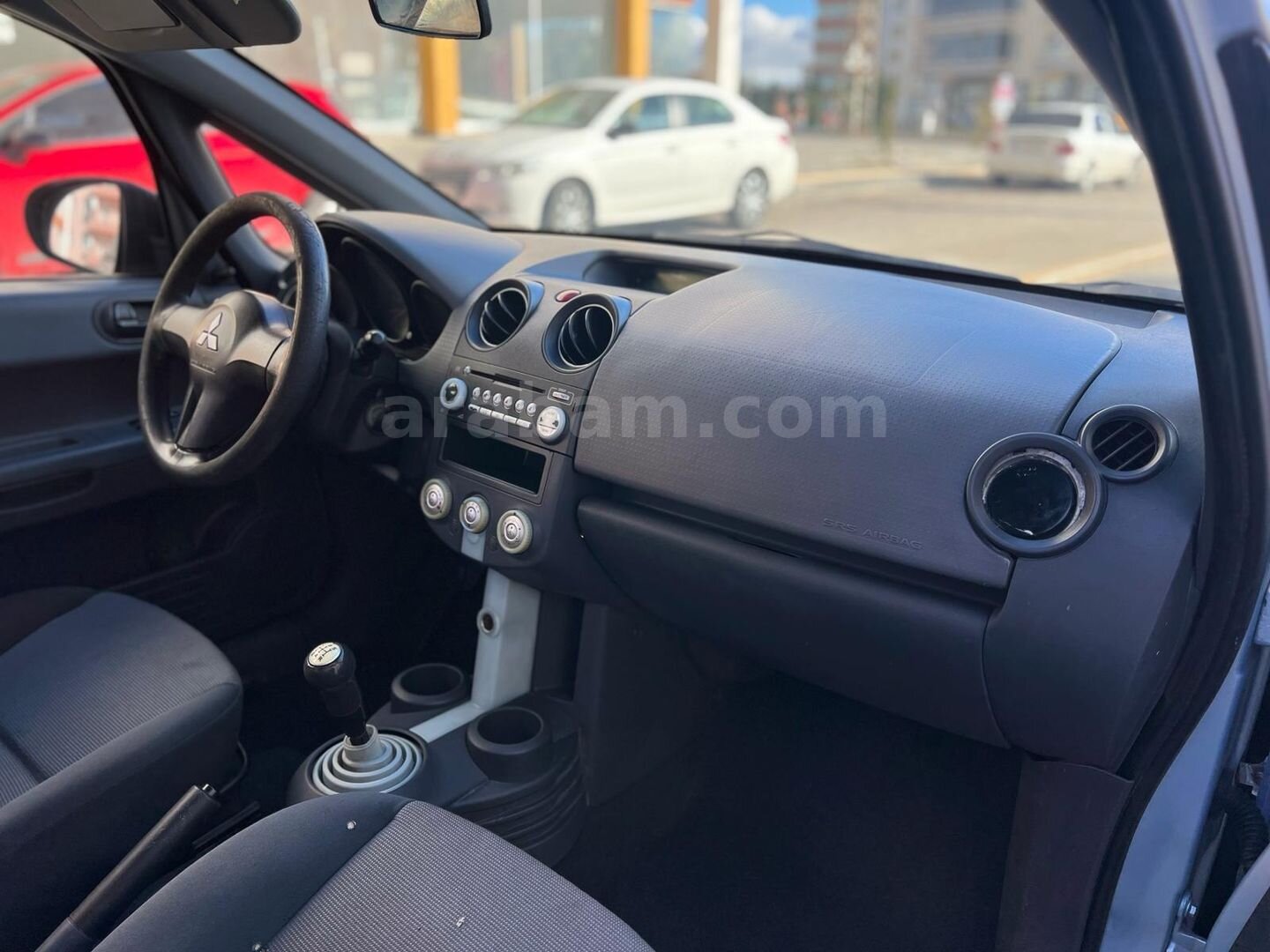 Sahibinden Mitsubishi Colt 1.5 DI-D Inform 2006 Model Ankara 255.000 km Gri (Gümüş) 3