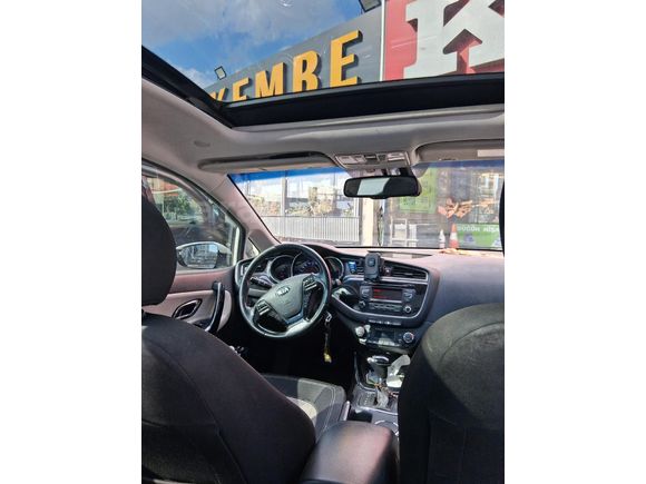 Sahibinden Kia Ceed 1.6 CRDi Concept Plus 2015 Model  212.000 km Beyaz