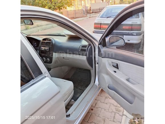 Sahibinden Kia Cerato 1.6 LX Basic 2007 Model  260.000 km Gri