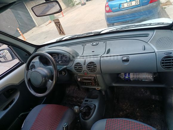 Sahibinden Renault Kangoo 1.9 D 2002 Model