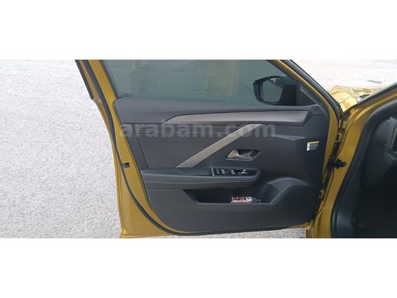 Opel Astra 1.2 T Ultimate 2024 Model