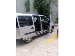 Sahibinden Fiat Doblo Combi 1.3 Multijet Safeline 2010 Model  300.000 km Gri (Gümüş)
