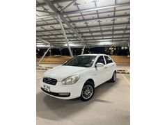 Sahibinden Hyundai Accent Era 1.4 Team 2011 Model  260.000 km Beyaz