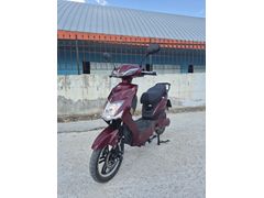 Bayandan kullanılmış temiz 1 haftalık 140 KM'DE VOLTA VSX MOTOR