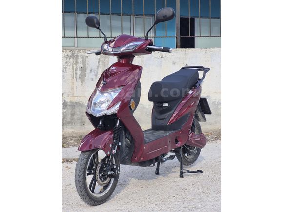 Bayandan kullanılmış temiz 1 haftalık 140 KM'DE VOLTA VSX MOTOR