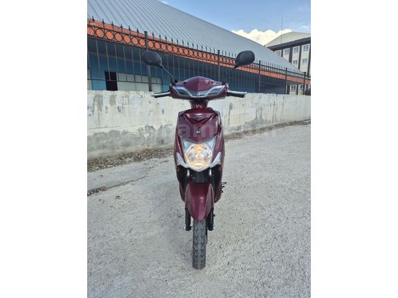 Bayandan kullanılmış temiz 1 haftalık 140 KM'DE VOLTA VSX MOTOR