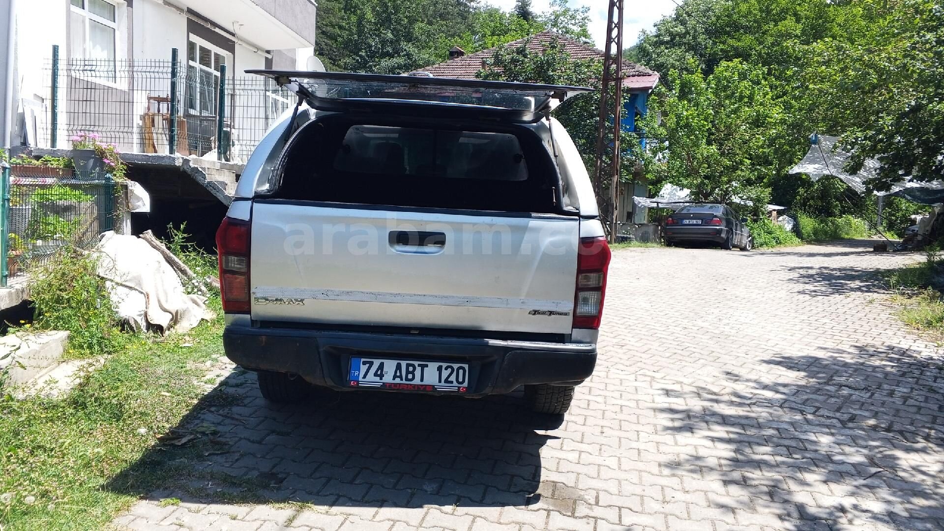 Sahibinden Isuzu D-Max 2.5 4x4 LTD 2013 Model 1