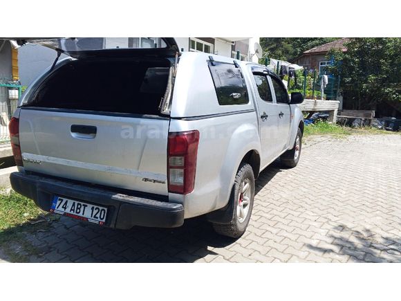 Sahibinden Isuzu D-Max 2.5 4x4 LTD 2013 Model