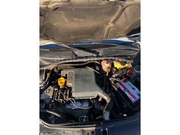Sahibinden Renault Clio 1.6 RXT 2000 Model 