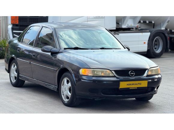Galeriden Opel Vectra 2.0 DTI Comfort 2000 Model Mersin