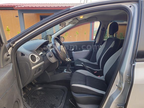 Sahibinden Renault Clio 1.5 dCi Authentique 2012 Model