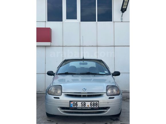 Sahibinden Renault Clio 1.4 RNA 2000 Model