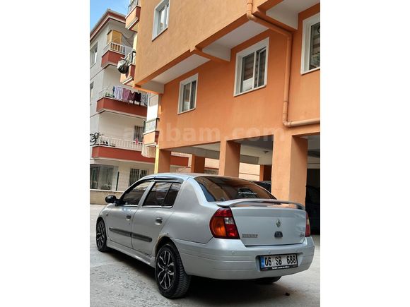 Sahibinden Renault Clio 1.4 RNA 2000 Model
