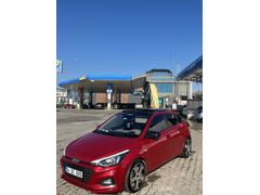 Sahibinden Hyundai i20 1.4 MPI Style Design 2019 Model Sakarya 86.000 km Kırmızı