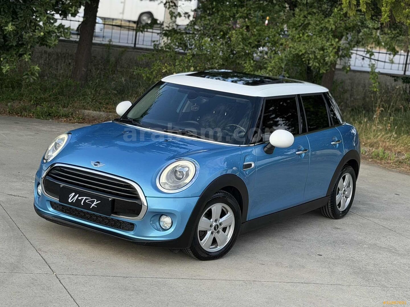 Galeriden Mini Cooper 1.5 D Chili 2015 Model Samsun 165.000 km Mavi 2