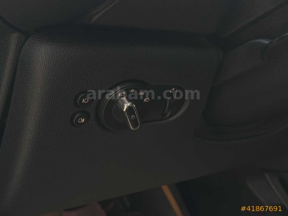 | UTK | 2015 165 BİN KM CAM TAVAN LED FAR ÖZEL RENK FUL