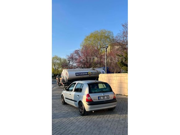 Renault Clio 1.6 Dynamique 2002 Model DOLU DOLU