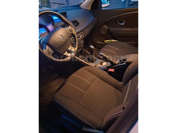 Sahibinden Renault Megane 1.6 Touch Plus 2015 Model
