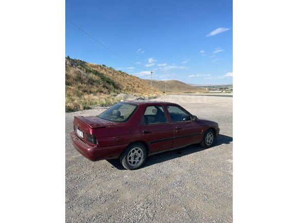 Sahibinden Ford Escort 1.8 CLX 1995 Model