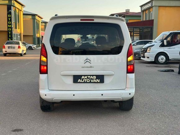 Galeriden Citroen Berlingo 1.6 HDi Selection 2013 Model Van