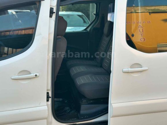 Galeriden Citroen Berlingo 1.6 HDi Selection 2013 Model Van