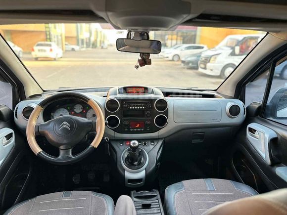Galeriden Citroen Berlingo 1.6 HDi Selection 2013 Model Van