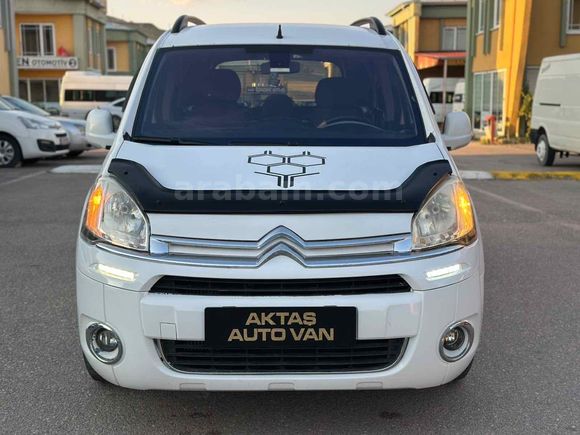 Galeriden Citroen Berlingo 1.6 HDi Selection 2013 Model Van