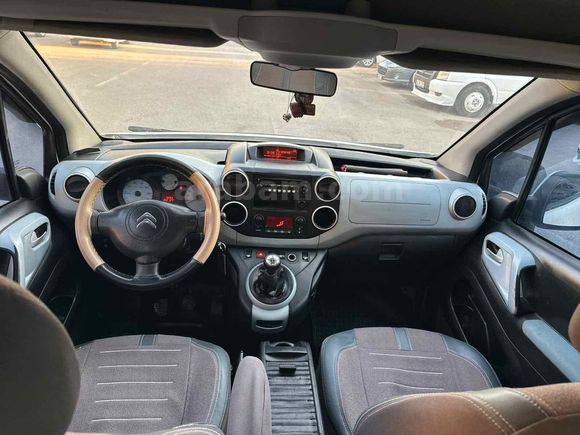 Galeriden Citroen Berlingo 1.6 HDi Selection 2013 Model Van