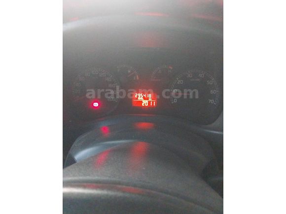 Sahibinden Fiat Doblo Combi 1.3 Multijet Active 2005 Model