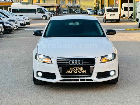 Galeriden Audi A4 Sedan 2.0 TDI 2011 Model Van