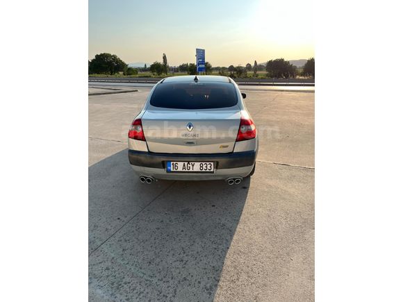 Sahibinden Renault Megane 1.6 Dynamique 2004 Model