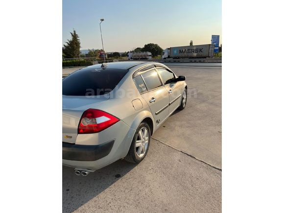 Sahibinden Renault Megane 1.6 Dynamique 2004 Model