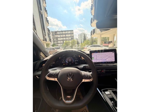 Golf 1.5 eTSI R Line 2025 Model  Black Style