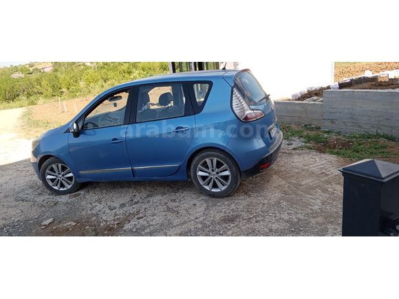 Sahibinden Renault Scenic 1.5 dCi Privilege 2012 Model 230.200 km  satılık