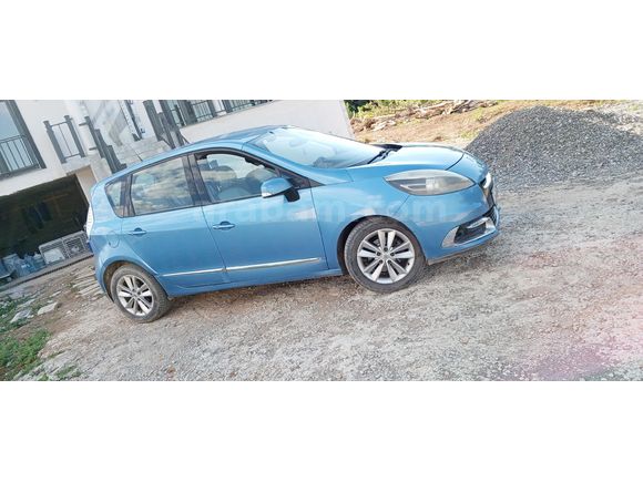 Sahibinden Renault Scenic 1.5 dCi Privilege 2012 Model 230.200 km  satılık