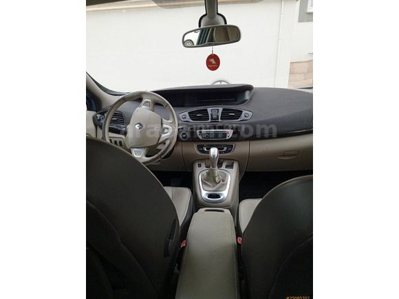 Sahibinden Renault Scenic 1.5 dCi Privilege 2012 Model 230.200 km  satılık