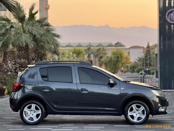 DEĞİŞENSİZ SADECE 105 BİN KM MAKYAJLI STEPWAY 1.5 DCI SANDERO