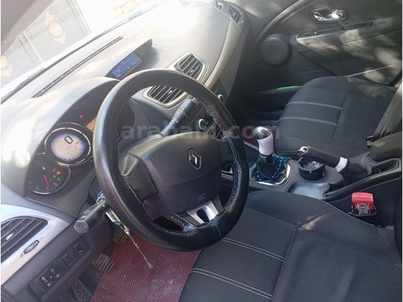 Sahibinden Renault Fluence 1.5 dCi Touch 2012 Model