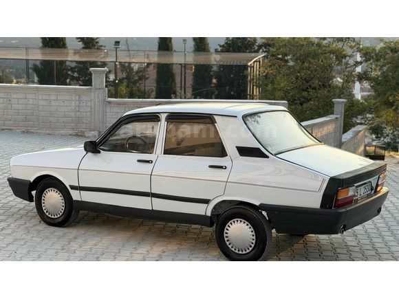 Galeriden Renault R 12 Toros 1997 Model Kütahya