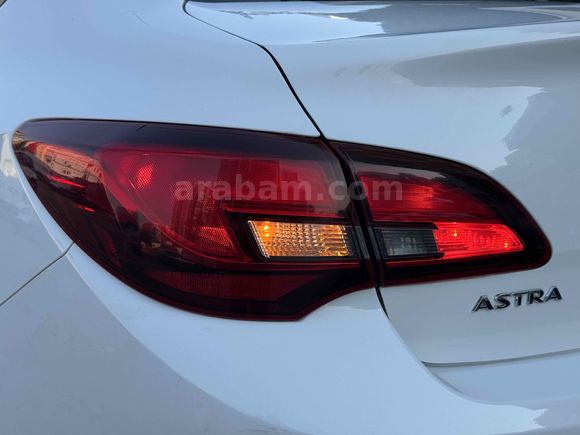 2017 OPEL ASTRA 1.6 EDİTİON PLUS LPG 115 HP 80 KM HATASIZ BOYASIZ 