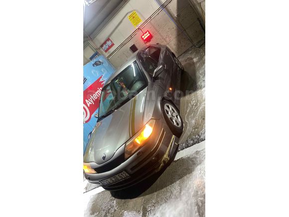Sahibinden Renault Laguna 1.6 Expression 2004 Model Kayseri
