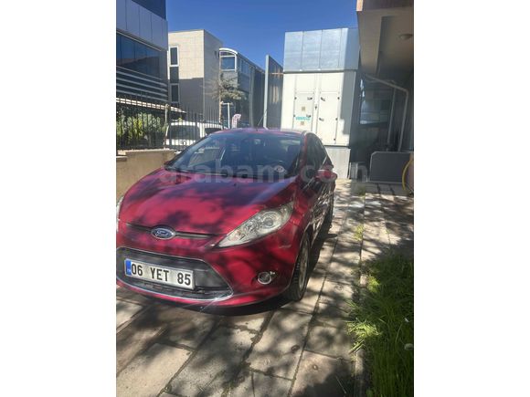 Sahibinden Ford Fiesta 1.4 Titanium 2010 Model 