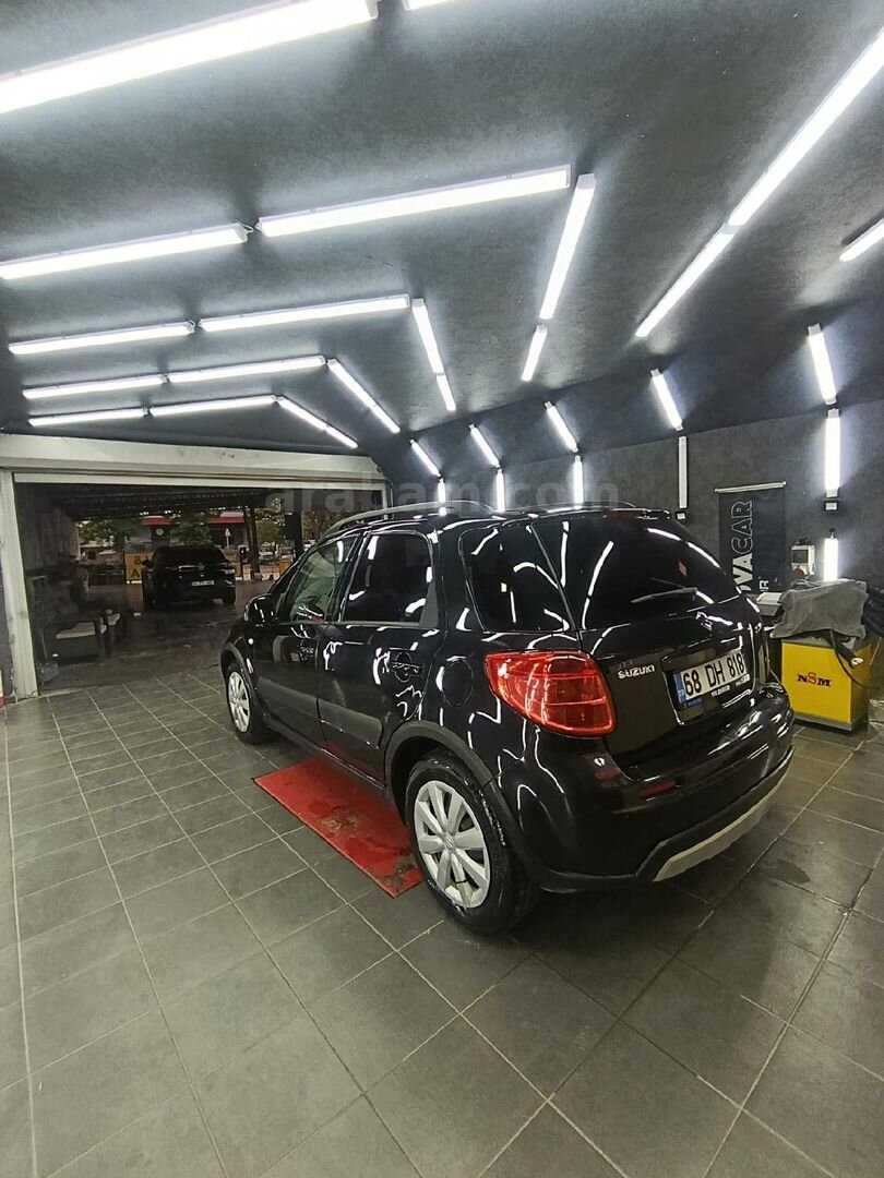 Sahibinden Suzuki SX4 GL 2011 Model Kocaeli 213.000 km Siyah 4