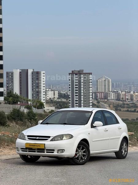 Galeriden Chevrolet Lacetti 1.6 SX 2006 Model Mersin 193.000 km Beyaz