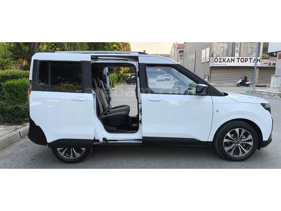 Sahibinden Ford Tourneo Courier 1.5 EcoBlue Titanium 2025 Model