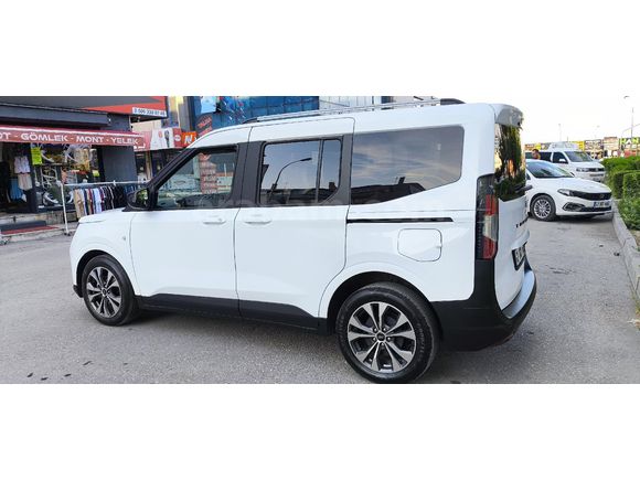 Sahibinden Ford Tourneo Courier 1.5 EcoBlue Titanium 2025 Model